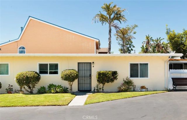 226 Knox, Costa Mesa, CA 92627