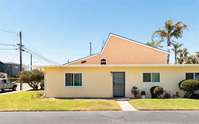 226 Knox, Costa Mesa, CA 92627