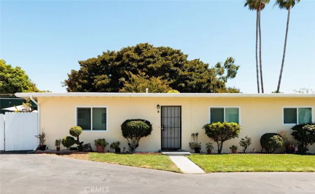 226 Knox, Costa Mesa, CA 92627