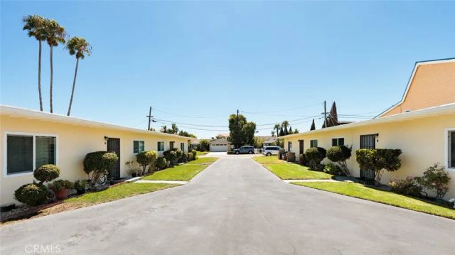 226 Knox, Costa Mesa, CA 92627