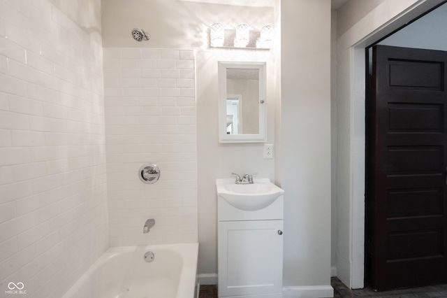 1040 Winfield Avenue, Indianapolis, IN 46222