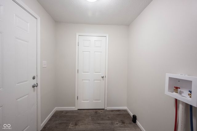 1040 Winfield Avenue, Indianapolis, IN 46222