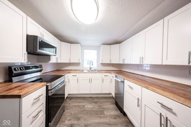 1040 Winfield Avenue, Indianapolis, IN 46222