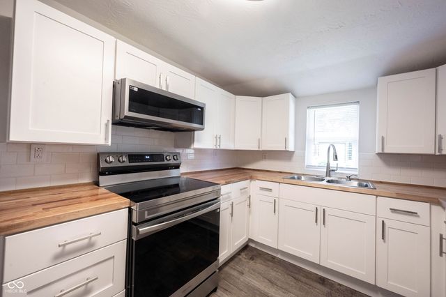 1040 Winfield Avenue, Indianapolis, IN 46222