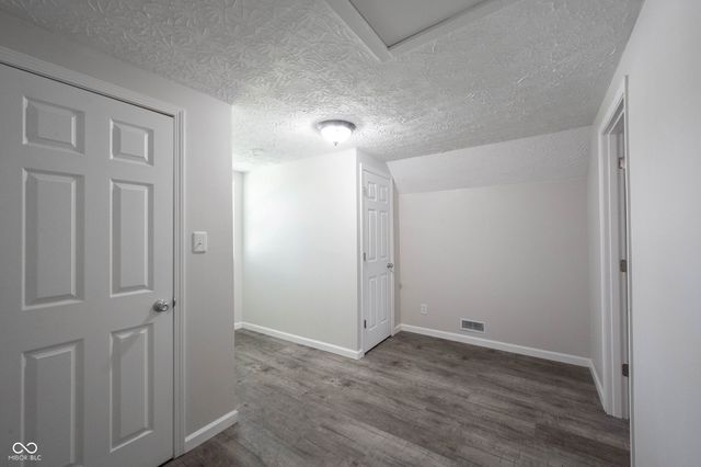 1040 Winfield Avenue, Indianapolis, IN 46222