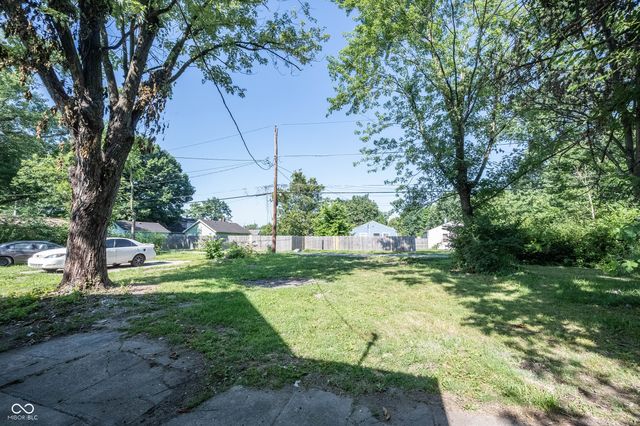1040 Winfield Avenue, Indianapolis, IN 46222