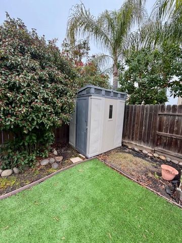 1728 Blackbird St, Roseville, CA 95747