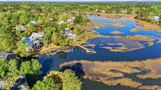 3516 Henrietta Hartford Road, Mount Pleasant, SC 29466
