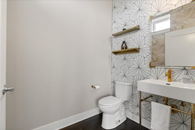 729 W 15th Street, Chicago, IL 60607