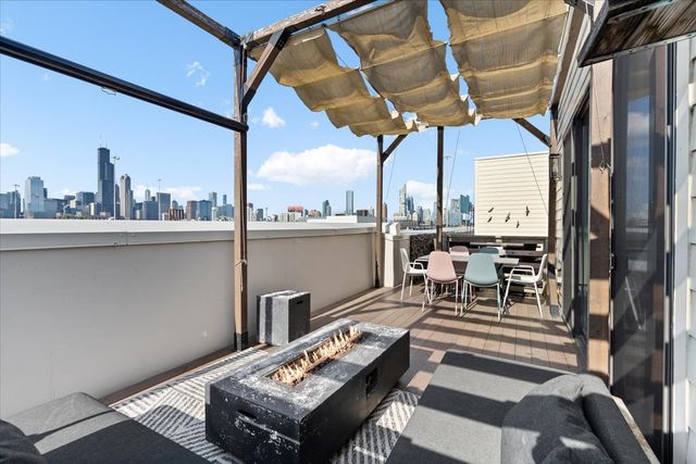 729 W 15th Street, Chicago, IL 60607
