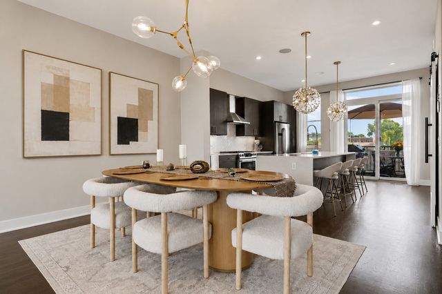 729 W 15th Street, Chicago, IL 60607