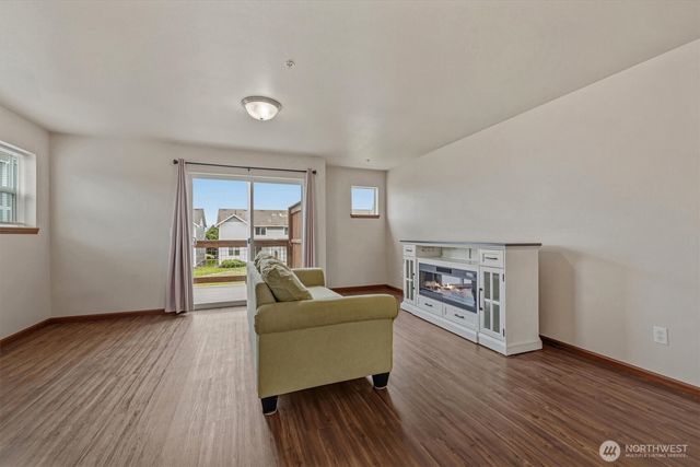 527 Neff Circle, Burlington, WA 98233