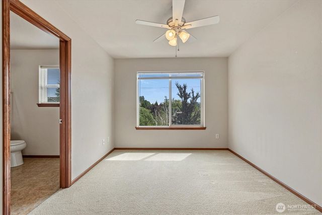 527 Neff Circle, Burlington, WA 98233