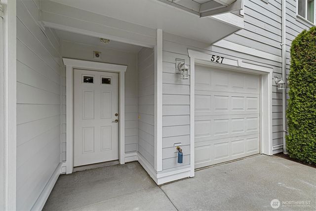 527 Neff Circle, Burlington, WA 98233
