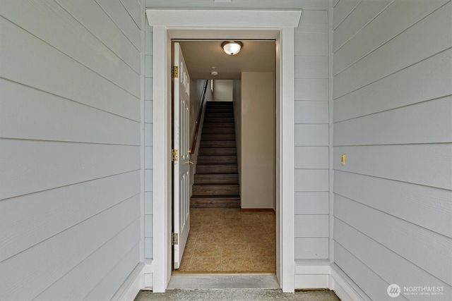 527 Neff Circle, Burlington, WA 98233