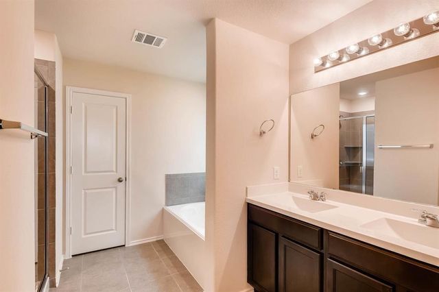 121 Andesite TRL, Buda, TX 78610
