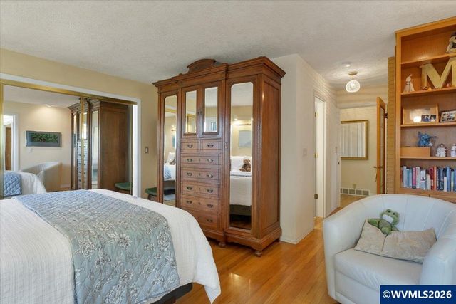 1225 Hillendale Dr SE, Salem, OR 97302