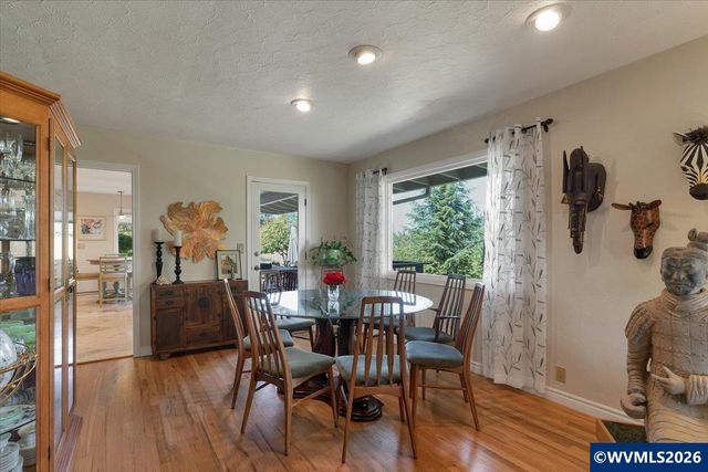 1225 Hillendale Dr SE, Salem, OR 97302