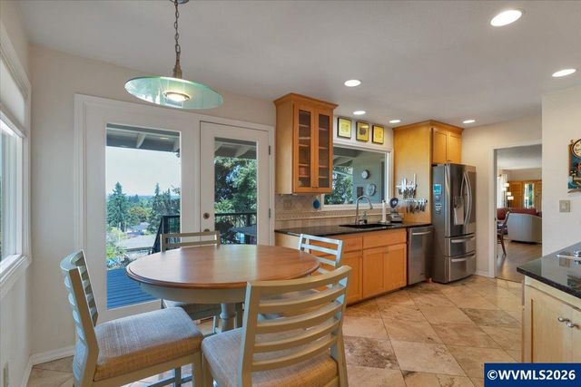 1225 Hillendale Dr SE, Salem, OR 97302