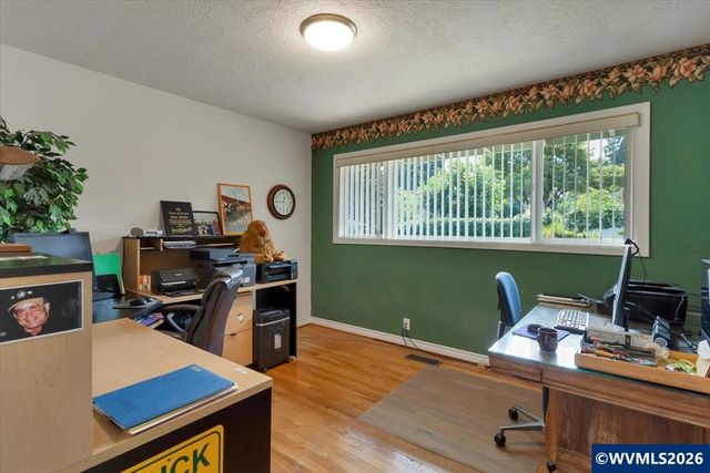 1225 Hillendale Dr SE, Salem, OR 97302