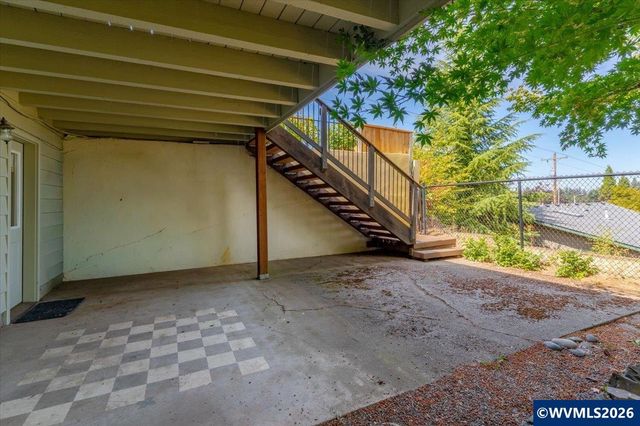 1225 Hillendale Dr SE, Salem, OR 97302