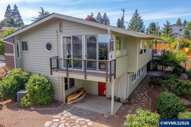 1225 Hillendale Dr SE, Salem, OR 97302