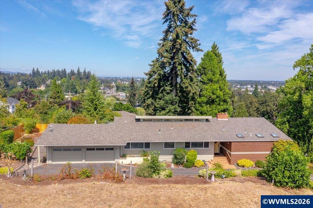 1225 Hillendale Dr SE, Salem, OR 97302