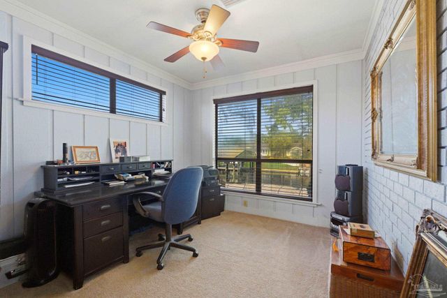 1143 Park Ln, Gulf Breeze, FL 32563