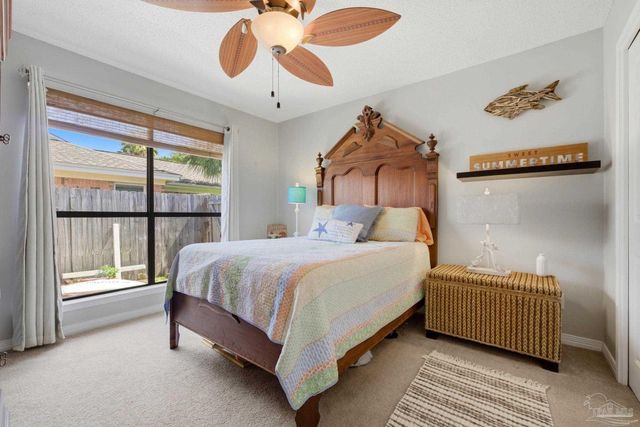 1143 Park Ln, Gulf Breeze, FL 32563
