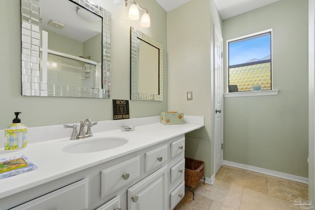 1143 Park Ln, Gulf Breeze, FL 32563