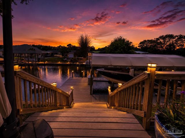 1143 Park Ln, Gulf Breeze, FL 32563