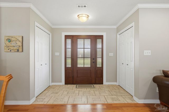 1143 Park Ln, Gulf Breeze, FL 32563