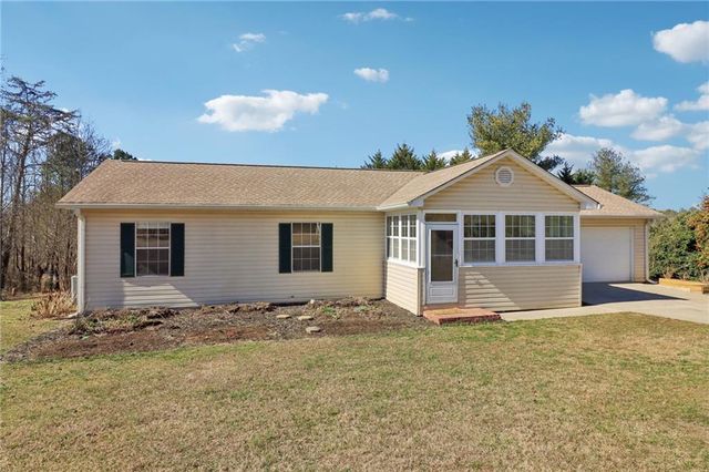 110 Dawson Trace, Dawsonville, GA 30534