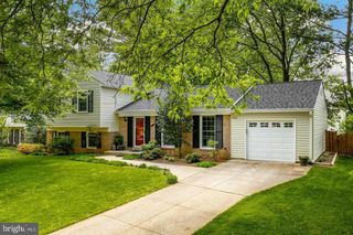 9501 WALLINGFORD DR, Burke, VA 22015