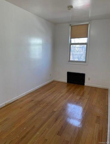 12214 18th Avenue, Flushing, NY 11356