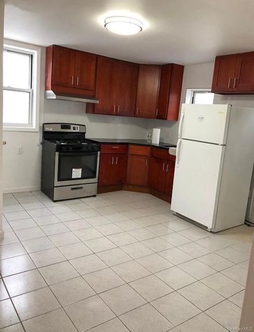 12214 18th Avenue, Flushing, NY 11356