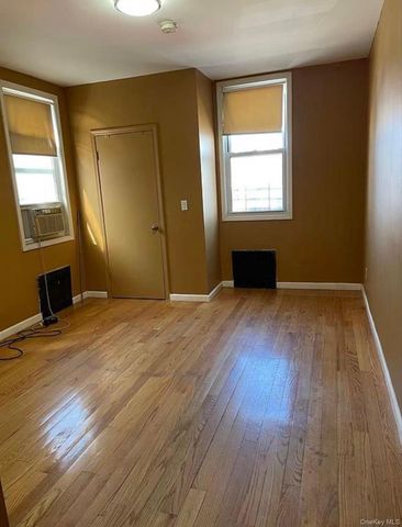 12214 18th Avenue, Flushing, NY 11356