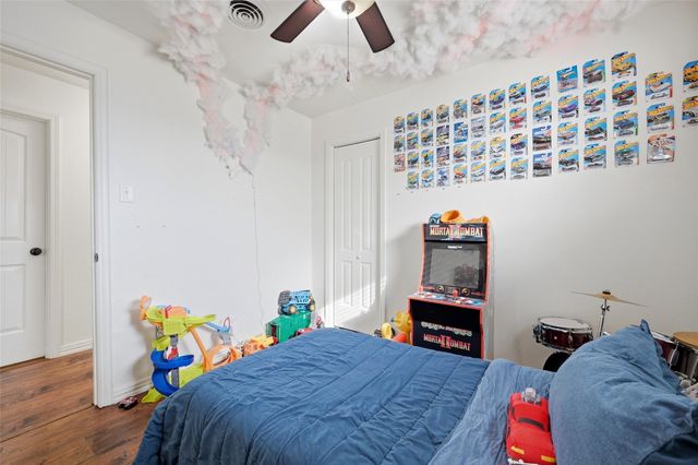 201 Ross Avenue, Denison, TX 75020