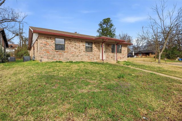 201 Ross Avenue, Denison, TX 75020