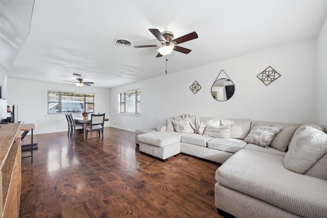 201 Ross Avenue, Denison, TX 75020