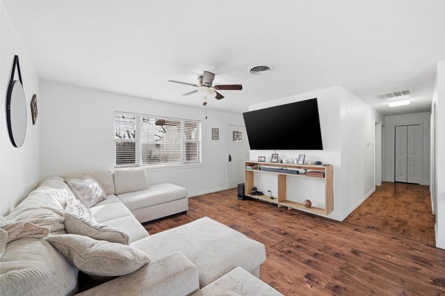 201 Ross Avenue, Denison, TX 75020