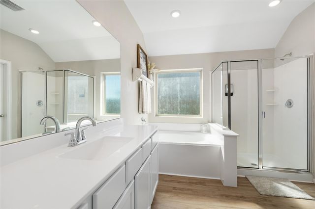 7206 Oakmont Avenue, Baytown, TX 77523