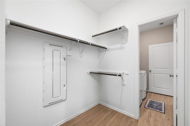 7206 Oakmont Avenue, Baytown, TX 77523