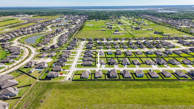 7206 Oakmont Avenue, Baytown, TX 77523