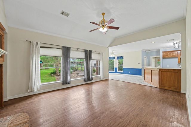 16440 Holly Street, Porter, TX 77365