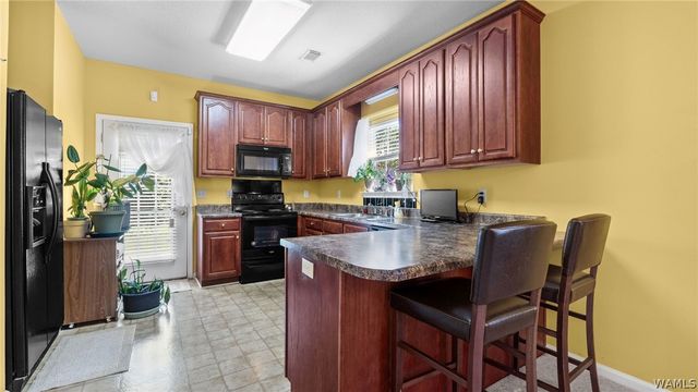 2320 STARLIGHT, Tuscaloosa, AL 35405
