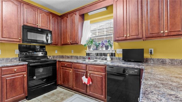 2320 STARLIGHT, Tuscaloosa, AL 35405