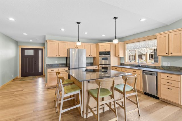 3580 New Castle Drive, River Falls, WI 54022