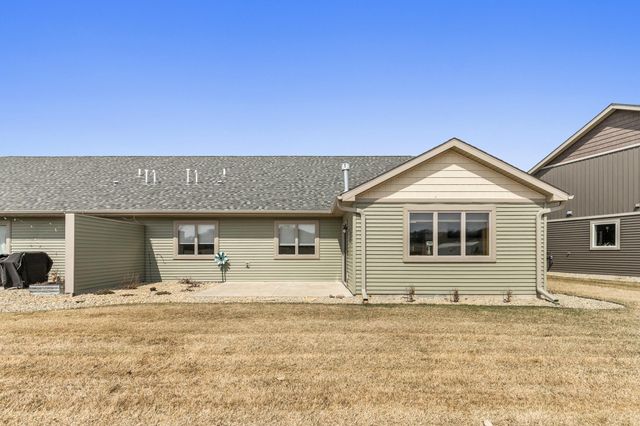 3580 New Castle Drive, River Falls, WI 54022
