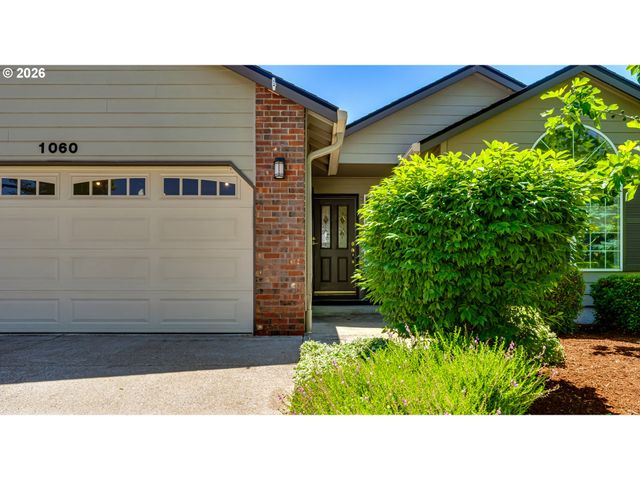 1060 TYSON Ln, Eugene, OR 97404